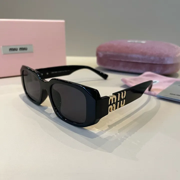 スーパーコピー ミュウミュウ サングラス