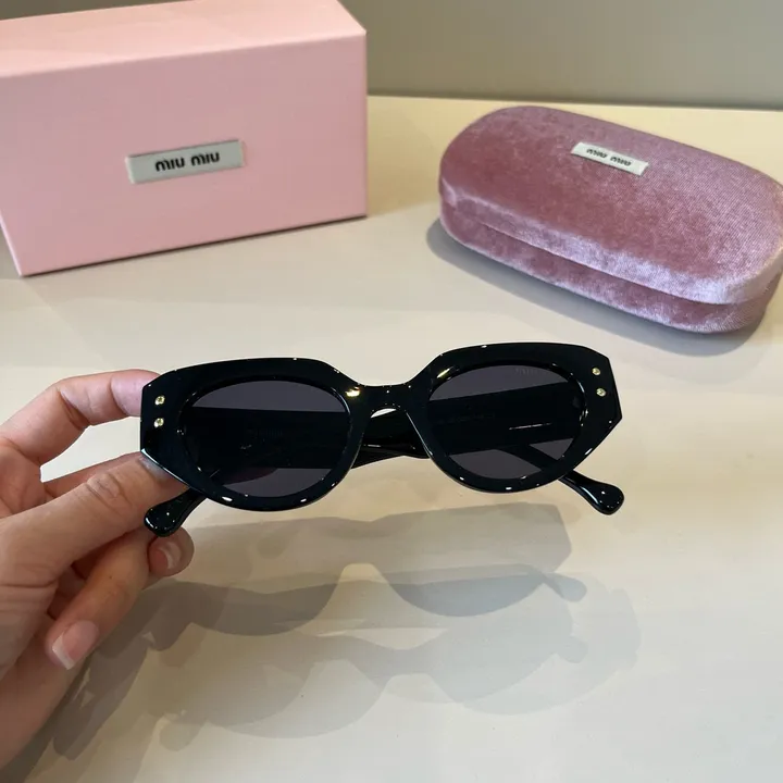 スーパーコピー ミュウミュウ サングラス
