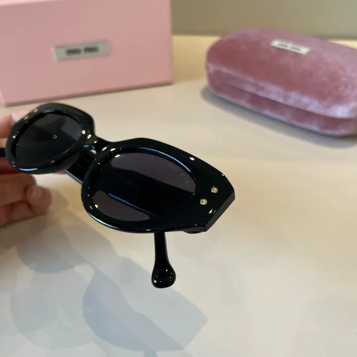 スーパーコピー ミュウミュウ サングラス