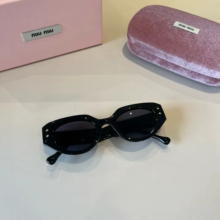 スーパーコピー ミュウミュウ サングラス