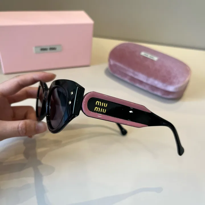 スーパーコピー ミュウミュウ サングラス