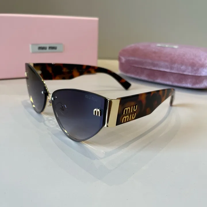 スーパーコピー ミュウミュウ サングラス