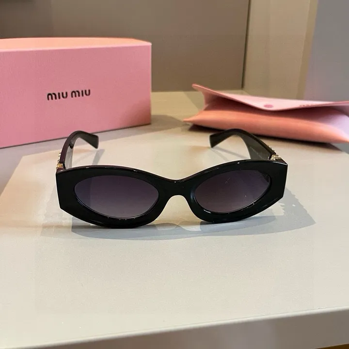 スーパーコピー ミュウミュウ サングラス