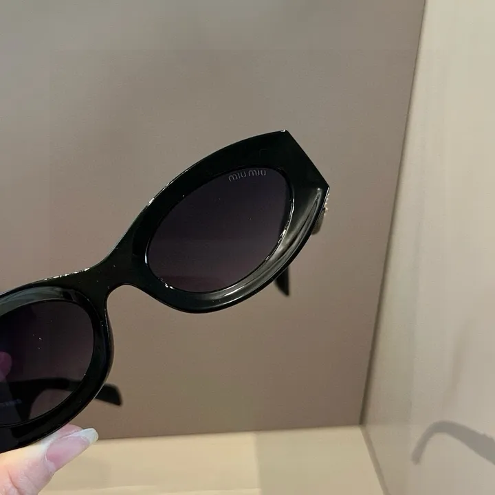 スーパーコピー ミュウミュウ サングラス