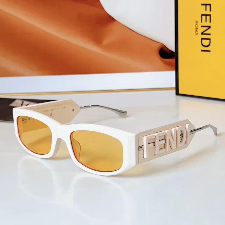 スーパーコピー フェンディ サングラス