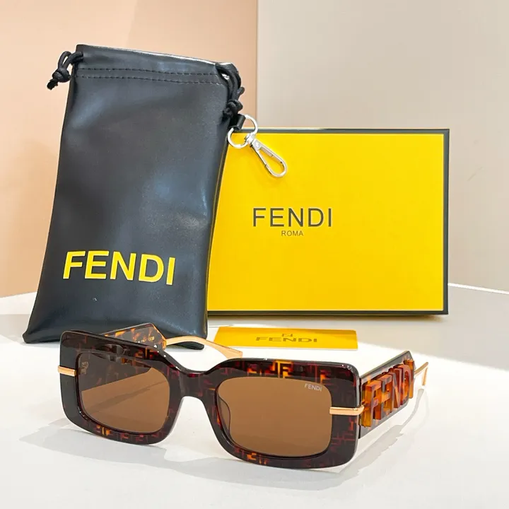 スーパーコピー フェンディ サングラス