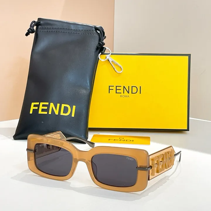 スーパーコピー フェンディ サングラス