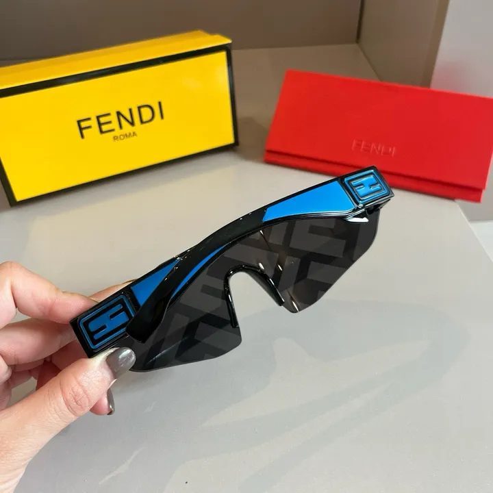 スーパーコピー フェンディ サングラス