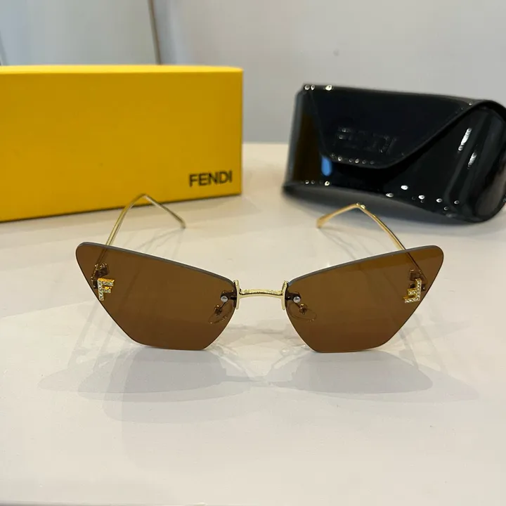 スーパーコピー フェンディ サングラス