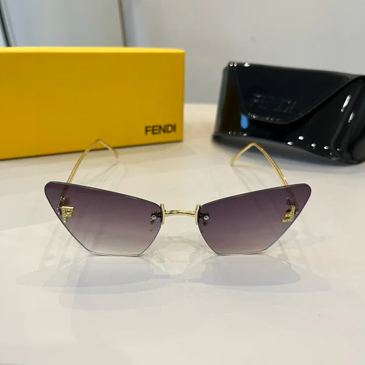 スーパーコピー フェンディ サングラス