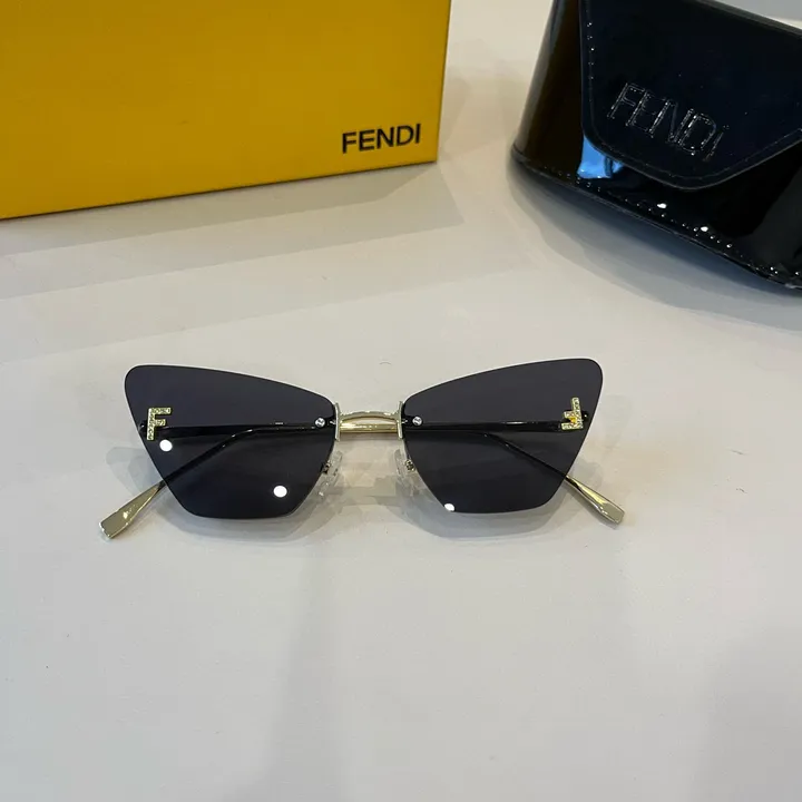 スーパーコピー フェンディ サングラス