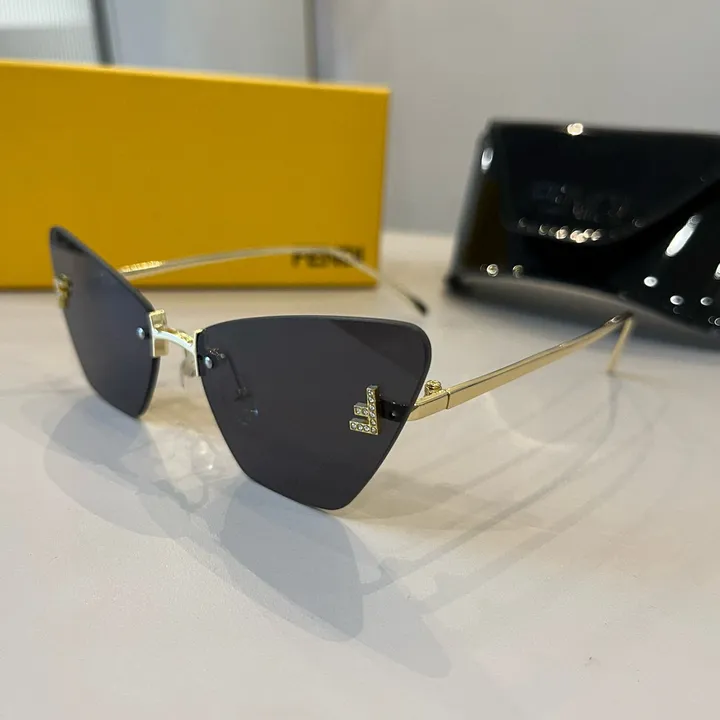 スーパーコピー フェンディ サングラス