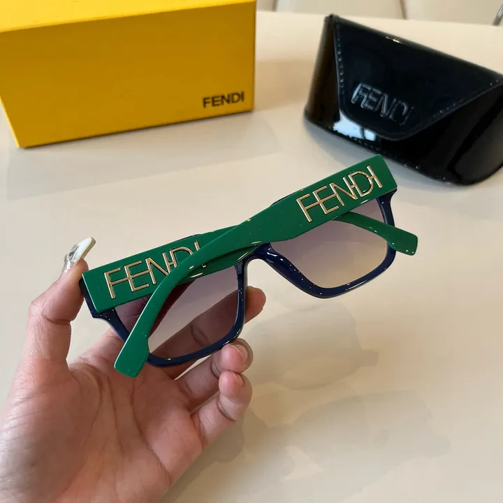 スーパーコピー フェンディ サングラス