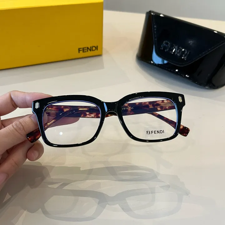 スーパーコピー フェンディ サングラス