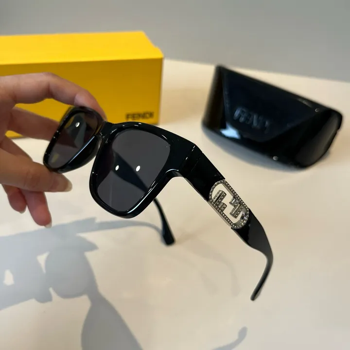 スーパーコピー フェンディ サングラス