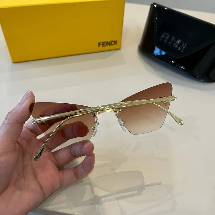 スーパーコピー フェンディ サングラス