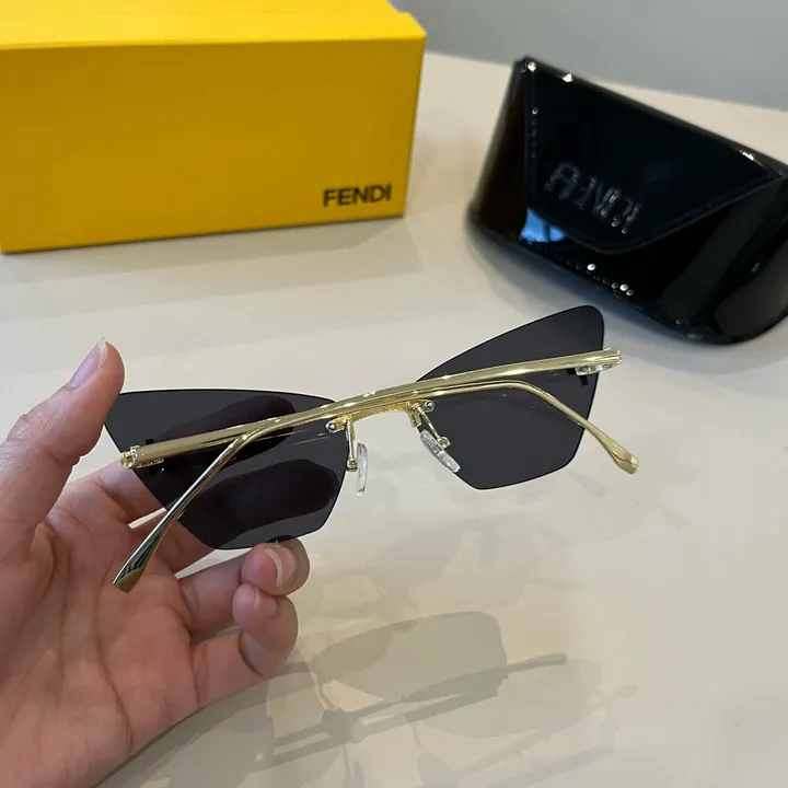 スーパーコピー フェンディ サングラス
