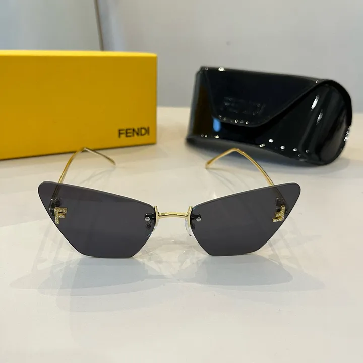 スーパーコピー フェンディ サングラス