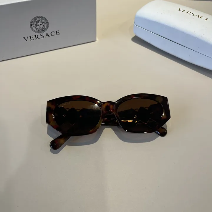 スーパーコピー ヴェルサーチ サングラス