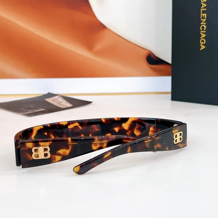 スーパーコピー バレンシアガ サングラス