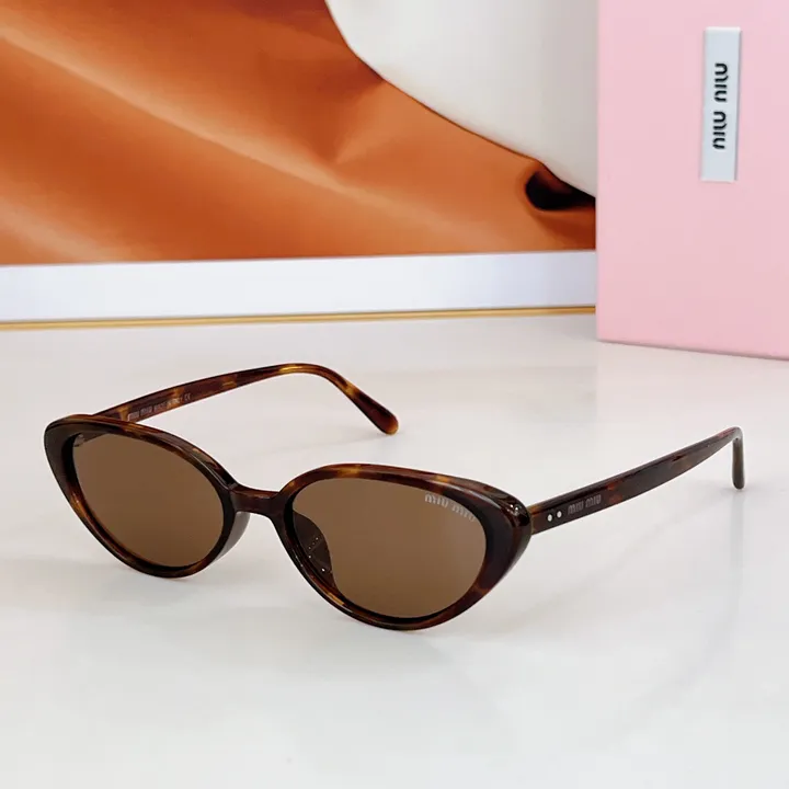 スーパーコピー ミュウミュウ サングラス