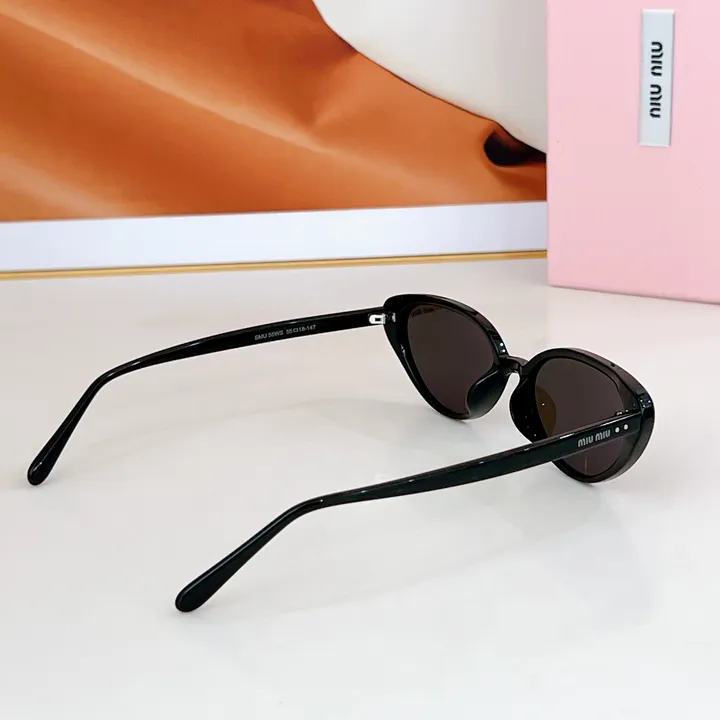 スーパーコピー ミュウミュウ サングラス
