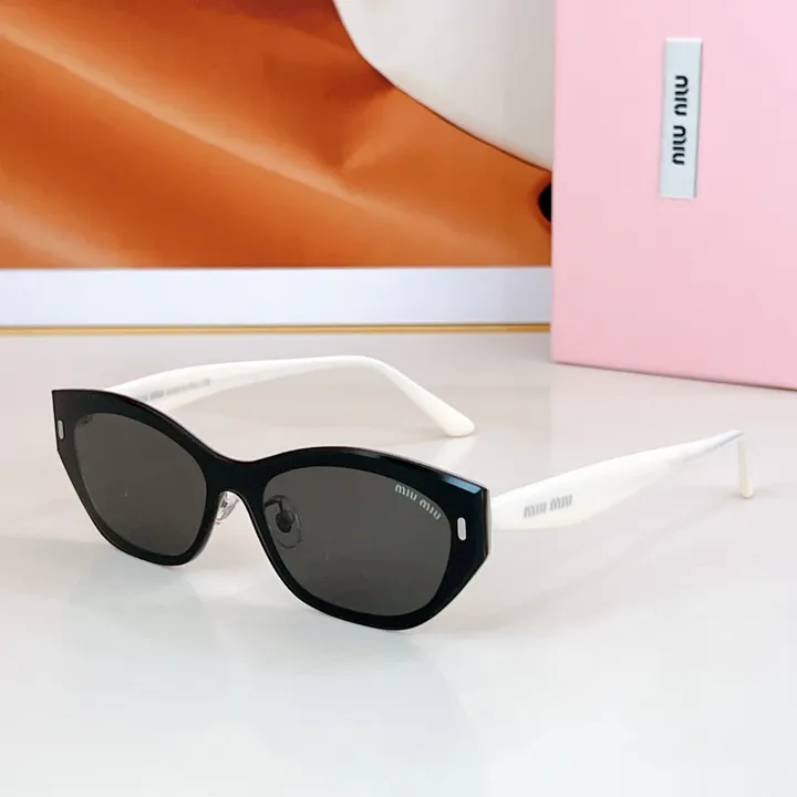 スーパーコピー ミュウミュウ サングラス