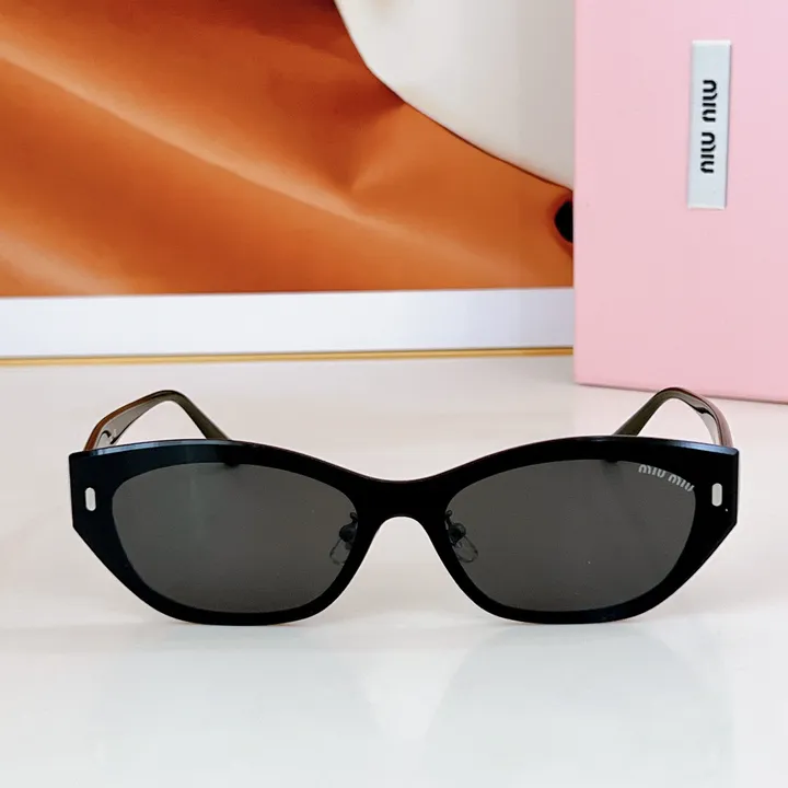 スーパーコピー ミュウミュウ サングラス