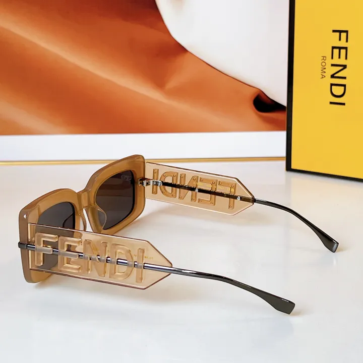 スーパーコピー フェンディ サングラス