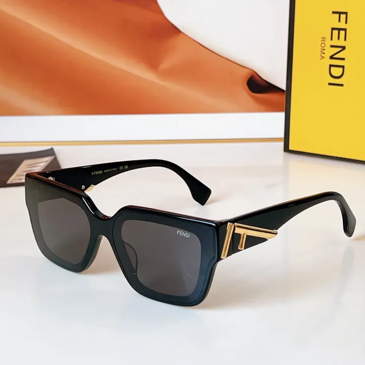 スーパーコピー フェンディ サングラス