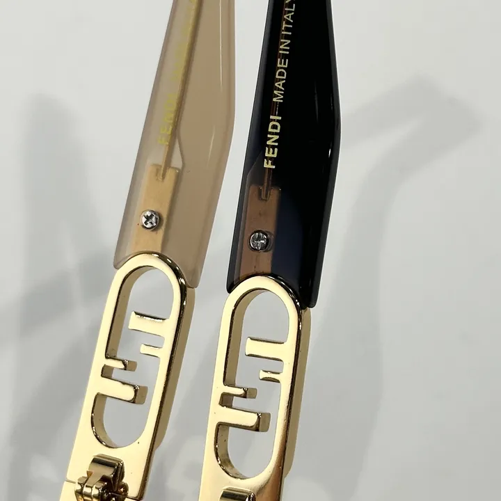 スーパーコピー フェンディ サングラス