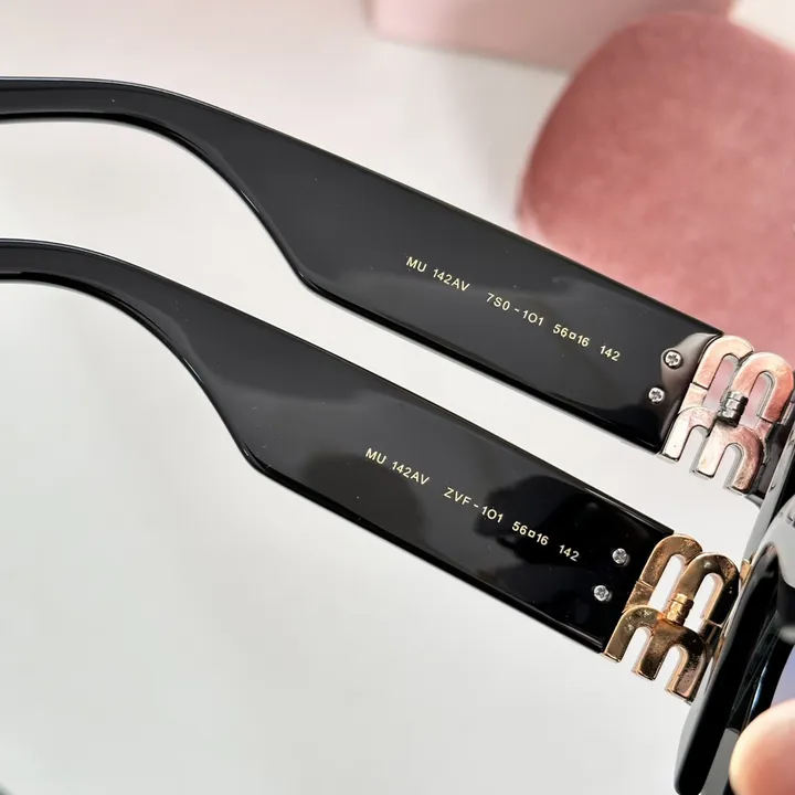 スーパーコピー ミュウミュウ サングラス