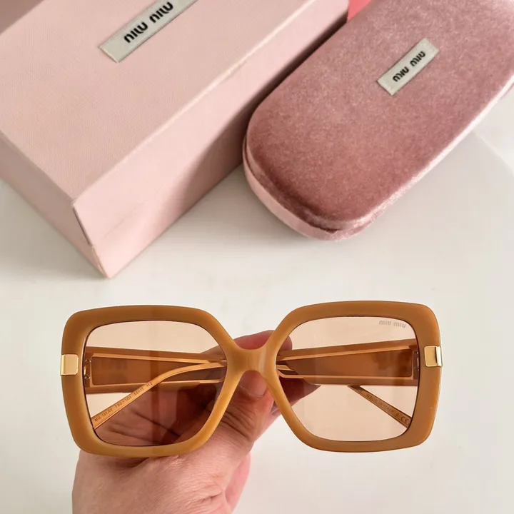スーパーコピー ミュウミュウ サングラス
