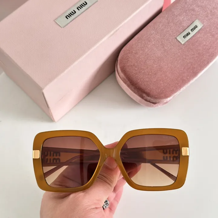 スーパーコピー ミュウミュウ サングラス
