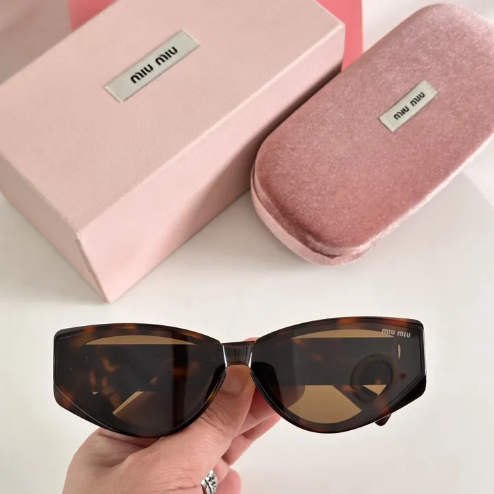 スーパーコピー ミュウミュウ サングラス