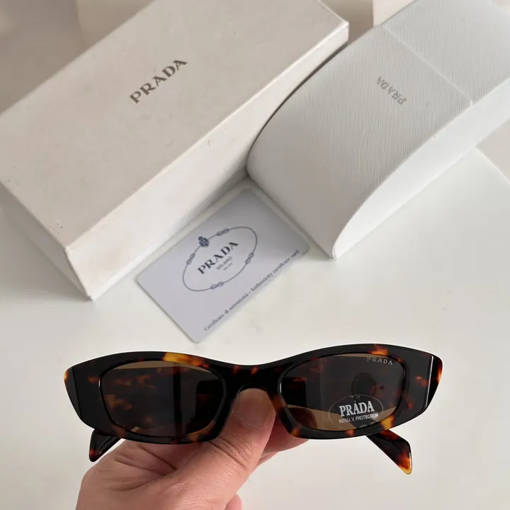 スーパーコピー プラダ サングラス