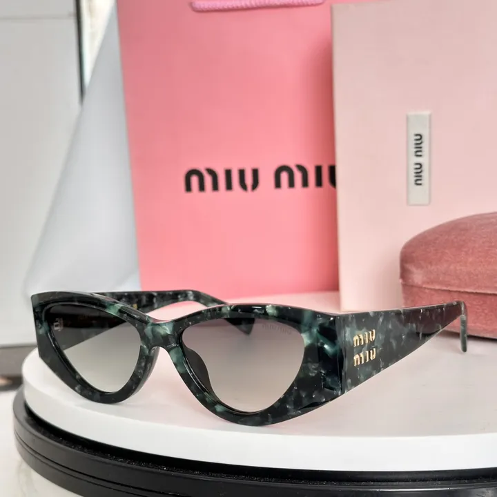 スーパーコピー ミュウミュウ サングラス