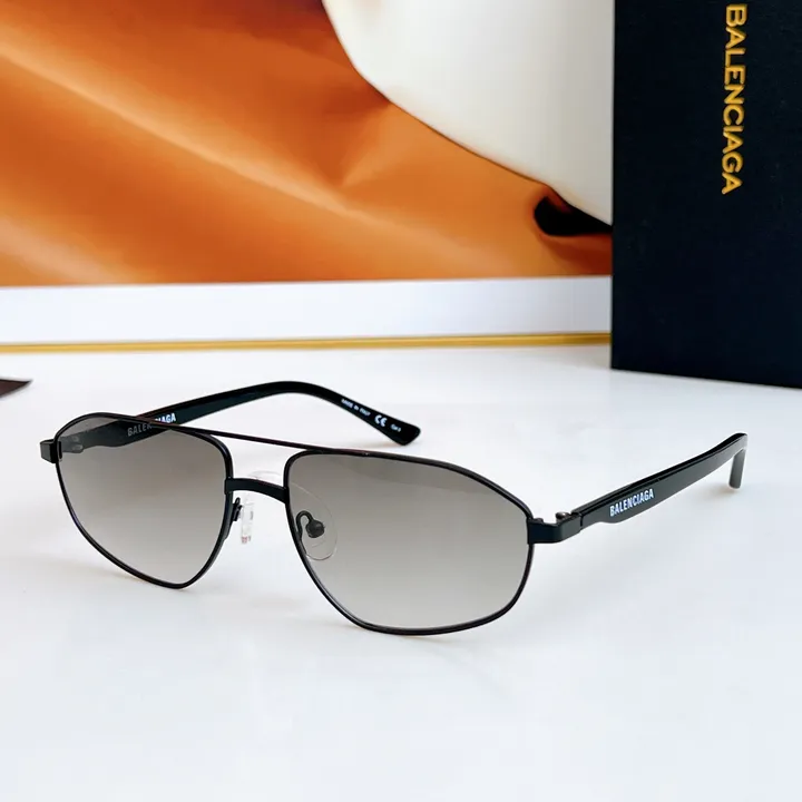 スーパーコピー バレンシアガ サングラス
