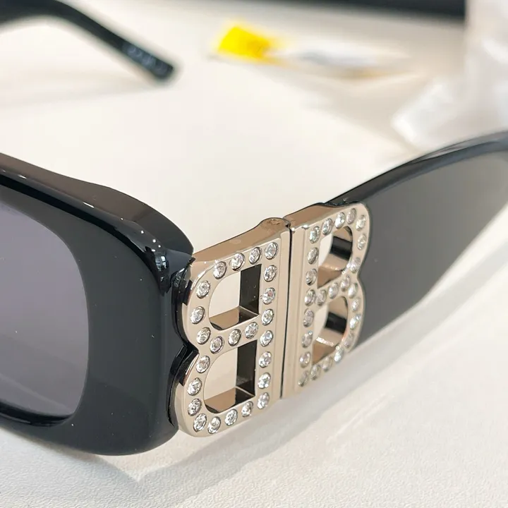 スーパーコピー バレンシアガ サングラス