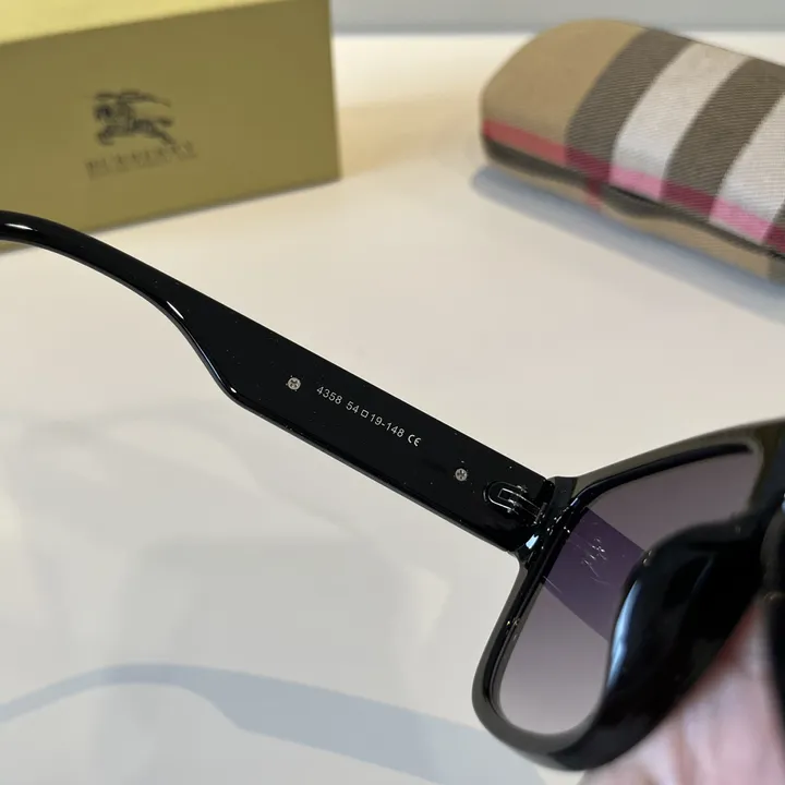 スーパーコピー バーバリー ス サングラス