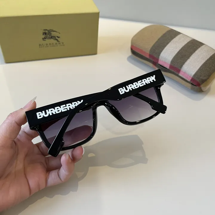 スーパーコピー バーバリー ス サングラス