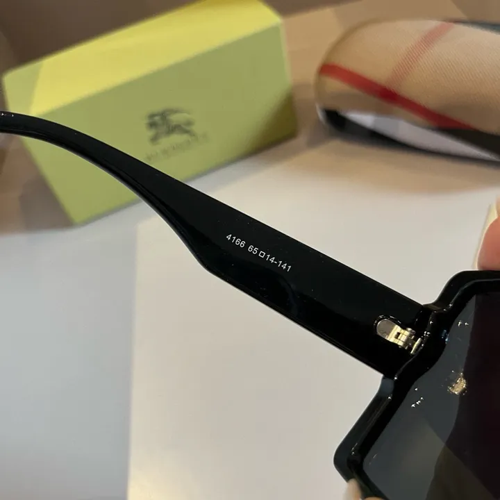 スーパーコピー バーバリー ス サングラス