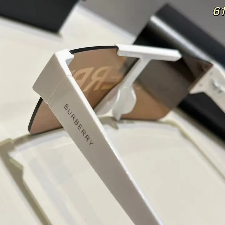 スーパーコピー バーバリー ス サングラス