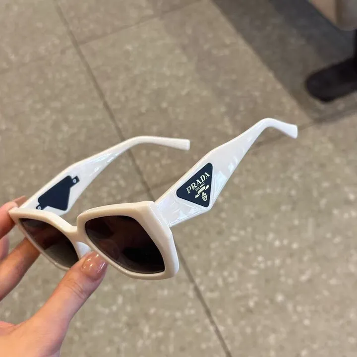 スーパーコピー プラダ サングラス