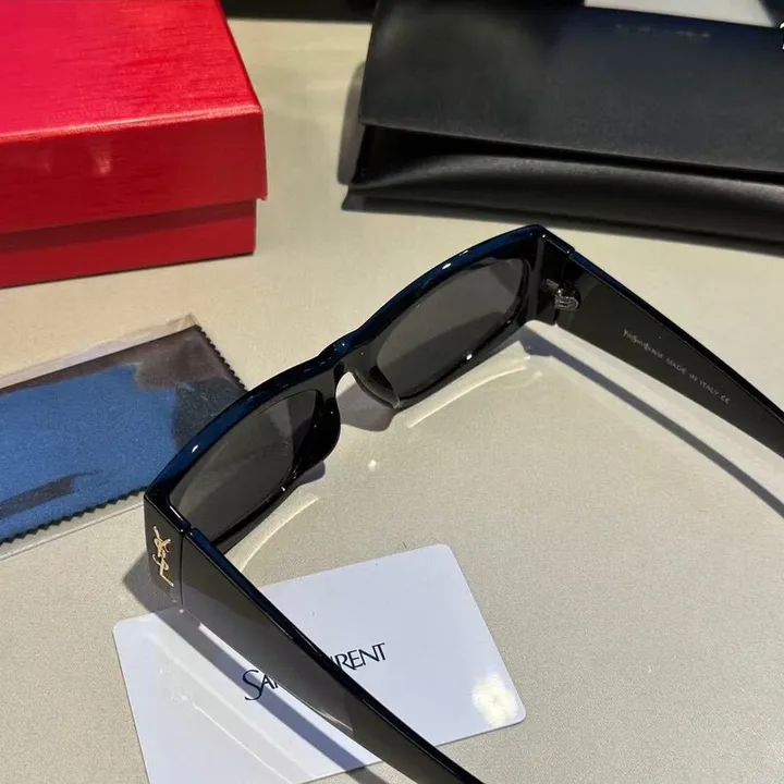 スーパーコピー イブサンローラン サングラス