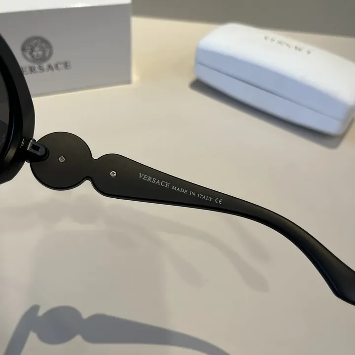 スーパーコピー ヴェルサーチ サングラス