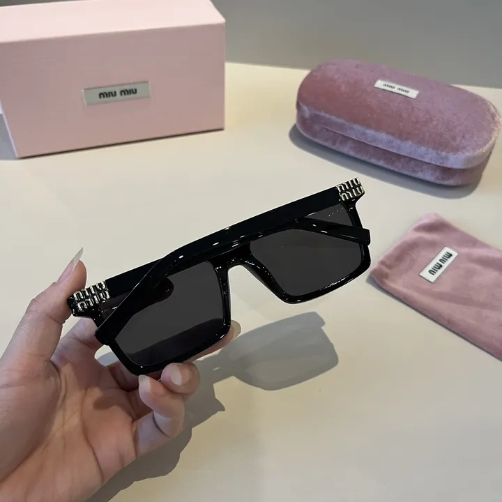 スーパーコピー ミュウミュウ サングラス
