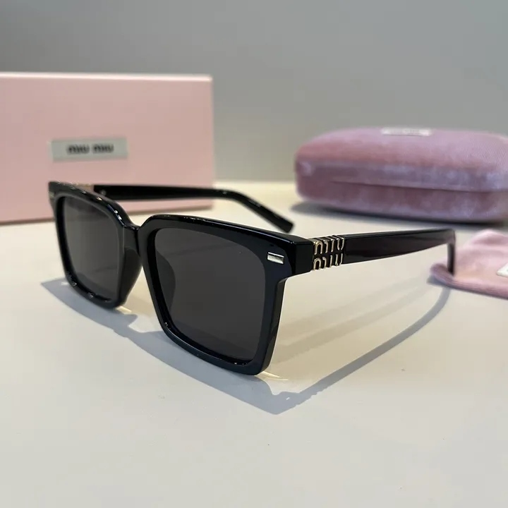 スーパーコピー ミュウミュウ サングラス