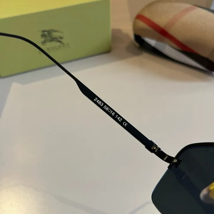 スーパーコピー バーバリー ス サングラス