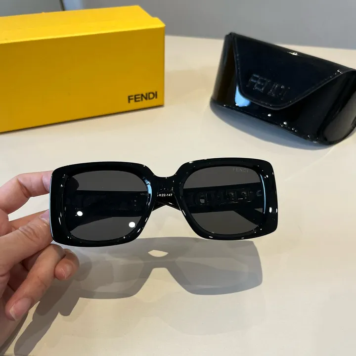 スーパーコピー フェンディ サングラス